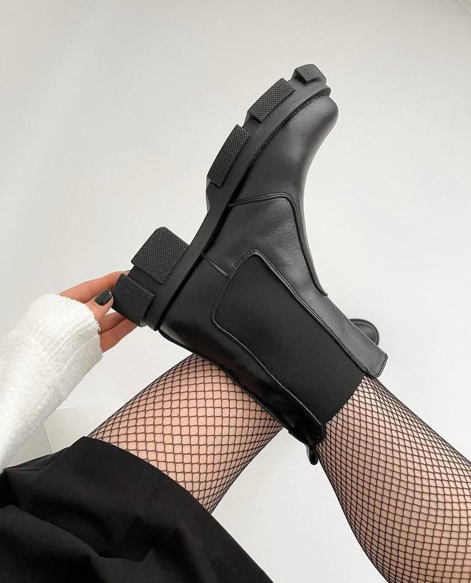 نیمبوت زنانه مشکی مدل بغل کش لژدار _ کد 80