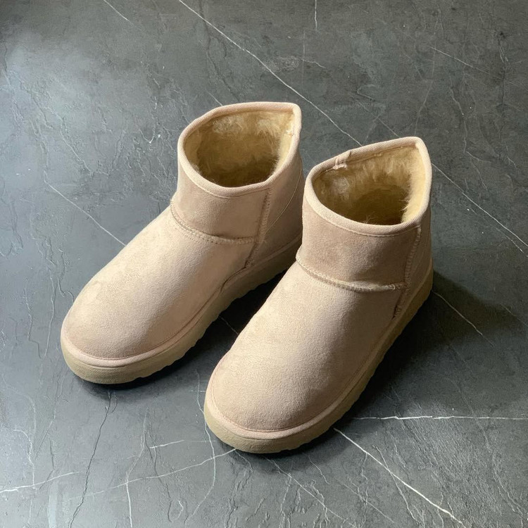 نیمبوت آگ زنانه داخل تمام خز مدل UUG دوختی سایز 37 تا 40_ کد 134