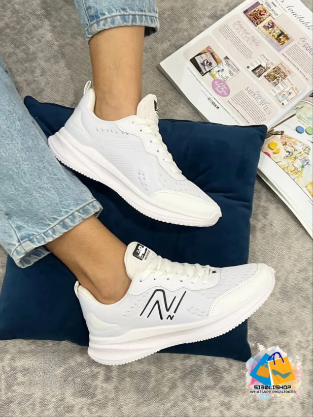 کتونی Newbalance زنانه مشکی و سفید سایز ۳۷ تا ۴۰ _ کد 144